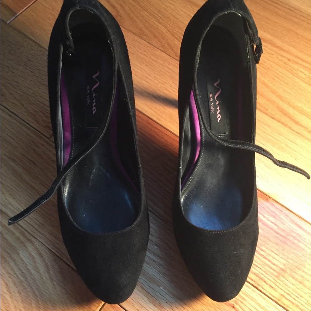 NEW SEXY black Nina stilettos with purple heels.